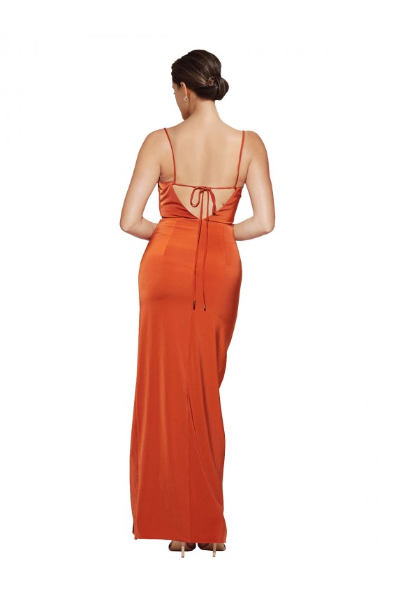 Fábrica de Criss Cruz Cetim Elástico Alças finas Comboio Varredela Sem Mangas Longo Vestidos de Madrinha / Vestidos de Noite / Vestidos de Festa