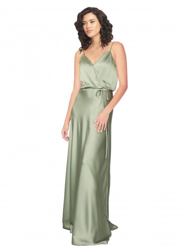 Fábrica de Costas em V Cetim Sedoso Decote V Comprimento Chão Sem Mangas Vestidos de Madrinha / Vestidos de Noite