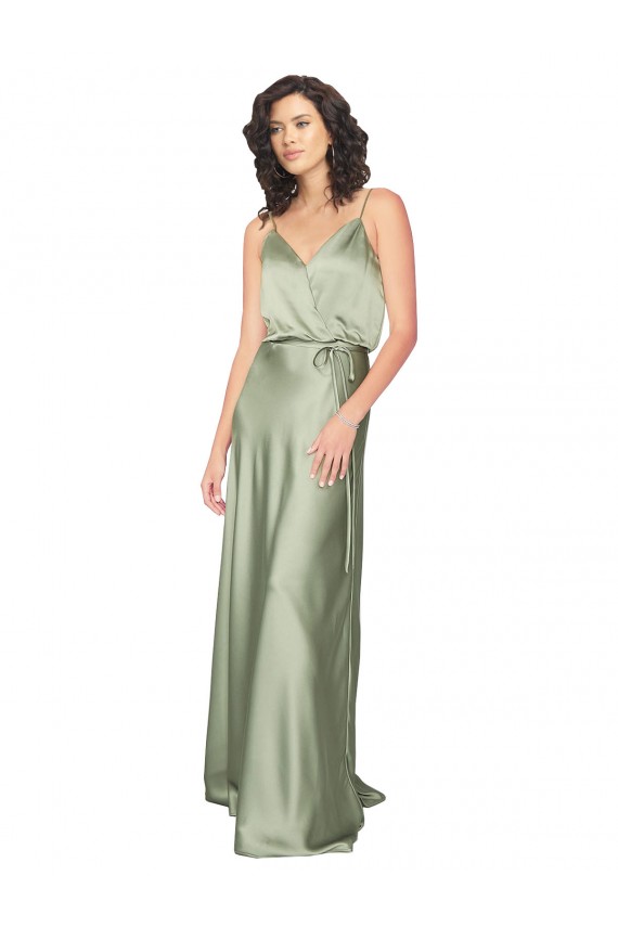 Fábrica de Costas em V Cetim Sedoso Decote V Comprimento Chão Sem Mangas Vestidos de Madrinha / Vestidos de Noite