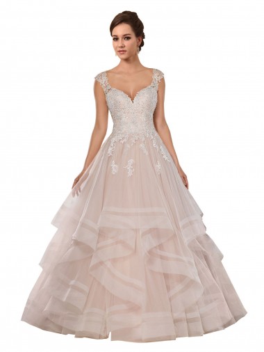 Fábrica de Tule & Renda Amor Comboio Capela Sem Mangas Marfim & Champanhe Longo Vestidos de Noiva