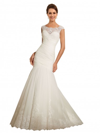 Fábrica de Tule & Renda Barco Comboio Capela Mangas Curtas Vestidos de Noiva