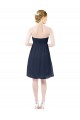 Fábrica de Abrir de volta Chiffon Amor Comprimento Joelho Sem Mangas Vestidos de Madrinha / Vestidos de Cocktail