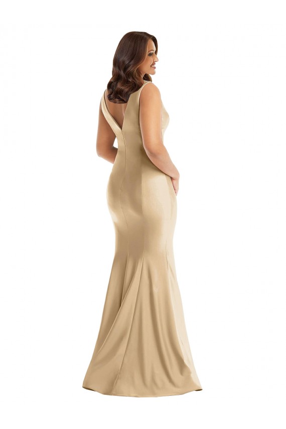 Fábrica de Costas em V Cetim Sedoso Decote V Comprimento Chão Sem Mangas Sereia Vestidos de Madrinha / Vestidos de Noite / Vestidos de Festa