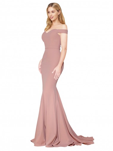 Fábrica de Crepe Esticado Fora do Ombro Comboio Varredela Sem Mangas Longo Vestidos de Madrinha / Vestidos de Noite / Vestidos de Festa