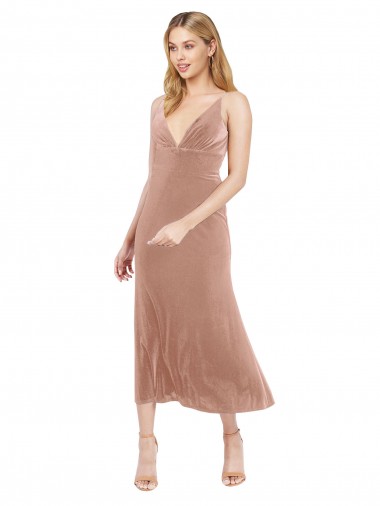 Fábrica de Costas em V Veludo Elástico Decote V Comprimento Midi Sem Mangas Vestidos de Madrinha / Vestidos de Festa / Vestidos de Cocktail / Vestidos de Homecoming