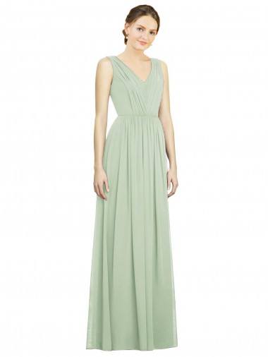 Fábrica de Costas em V Chiffon Decote V Comprimento Chão Sem Mangas Linha A Vestido de Festa / Vestido de Madrinha